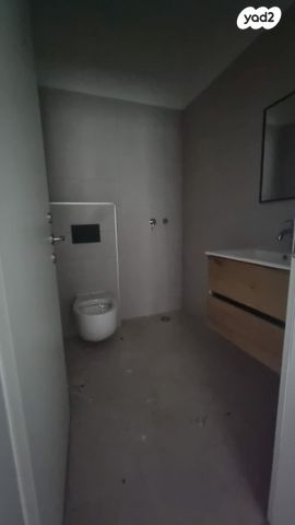 דירת גן, מעפילי אגוז 9, נווה חן, תל אביב יפו