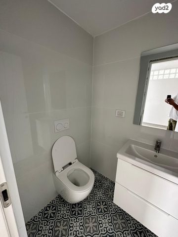 דירה, אדמונד פלג, רמת שאול, חיפה