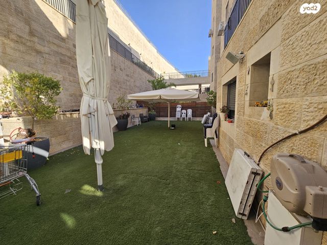 דירת גן, אבנר חי שאקי, גילה, ירושלים