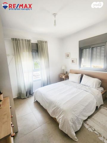 דירה, ברקת 2, אבני חן, חריש