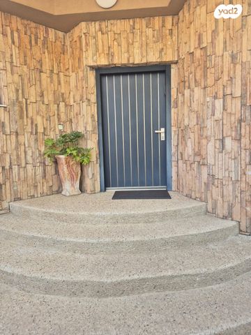 בית פרטי/ קוטג', ורד, באר שבע