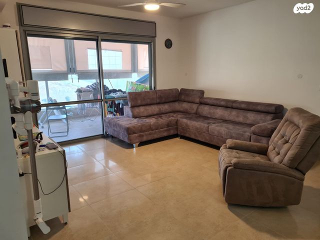 דירה, גדעון האוזנר, באר שבע