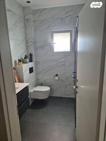 בית פרטי/ קוטג', ורד, באר שבע