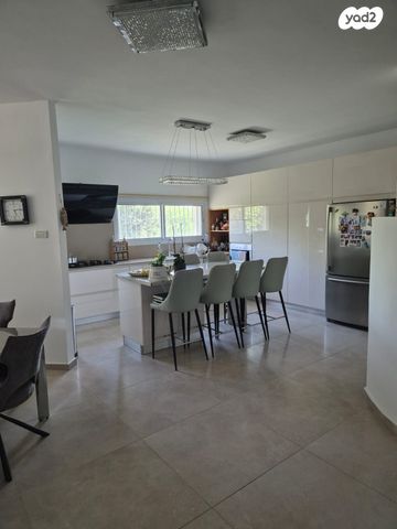 בית פרטי/ קוטג', ורד, באר שבע