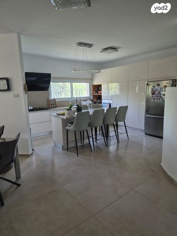 בית פרטי/ קוטג', ורד, באר שבע