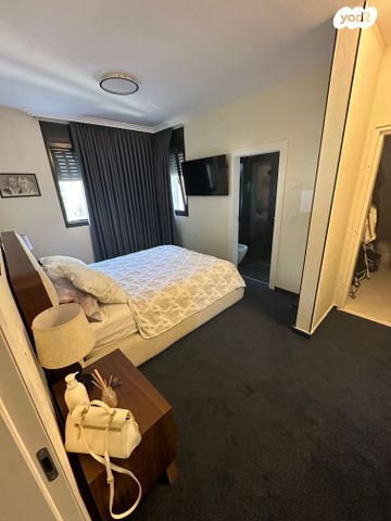 דירה, בורוכוב, גבעתיים