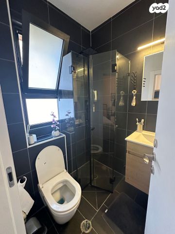 דירה, בורוכוב, גבעתיים