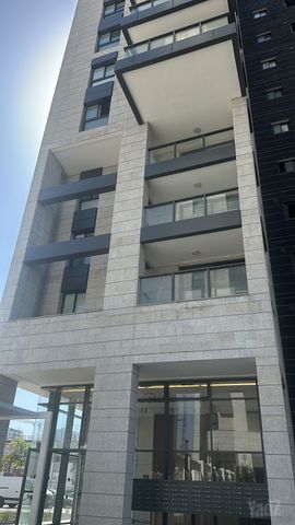 נורית הירש 9
