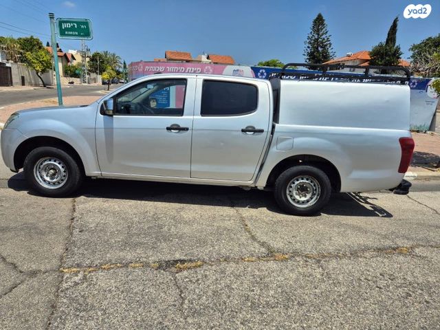 איסוזו די-מקס