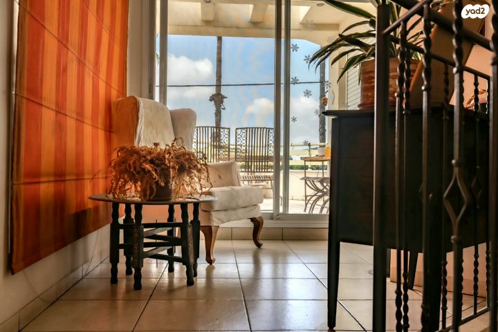 בית פרטי/ קוטג', צופית