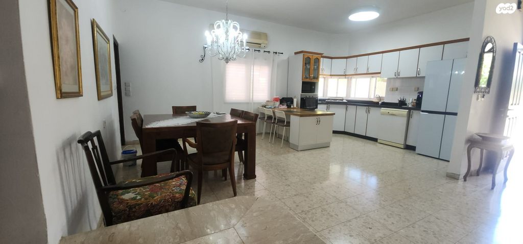 בית פרטי/ קוטג', פרדס חנה כרכור