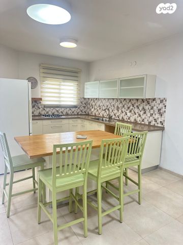 דו משפחתי, כפר יונה