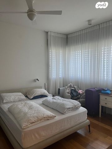 גג/ פנטהאוז, טולקובסקי, גני צהלה, רמות צהלה, תל אביב יפו