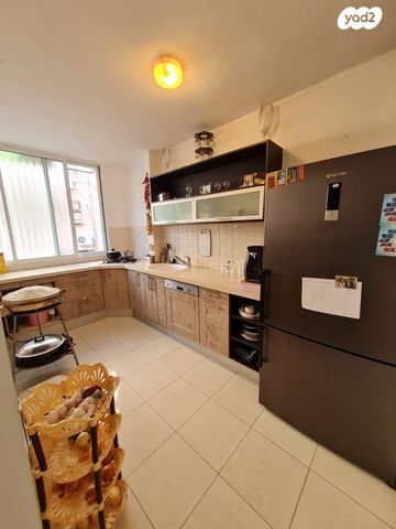 דירה, ז'בוטינסקי, אברמוביץ', ראשון לציון