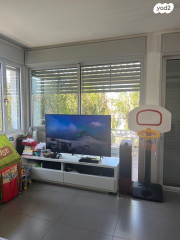 גג/ פנטהאוז, טולקובסקי, תל אביב יפו