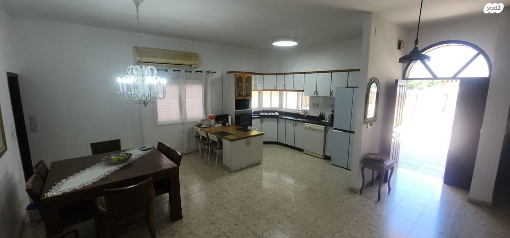 בית פרטי/ קוטג', פרדס חנה כרכור