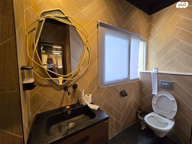 משרדים, ישראל ב"ק, מונטיפיורי, הרכבת, תל אביב יפו