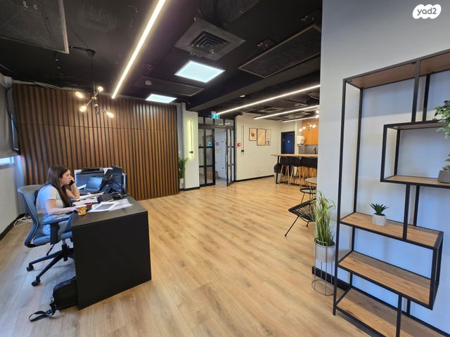 משרדים, ישראל ב"ק, מונטיפיורי, הרכבת, תל אביב יפו