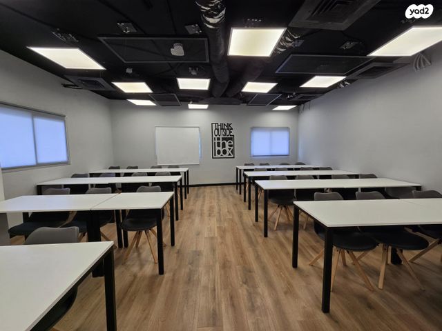 משרדים, ישראל ב"ק, מונטיפיורי, הרכבת, תל אביב יפו