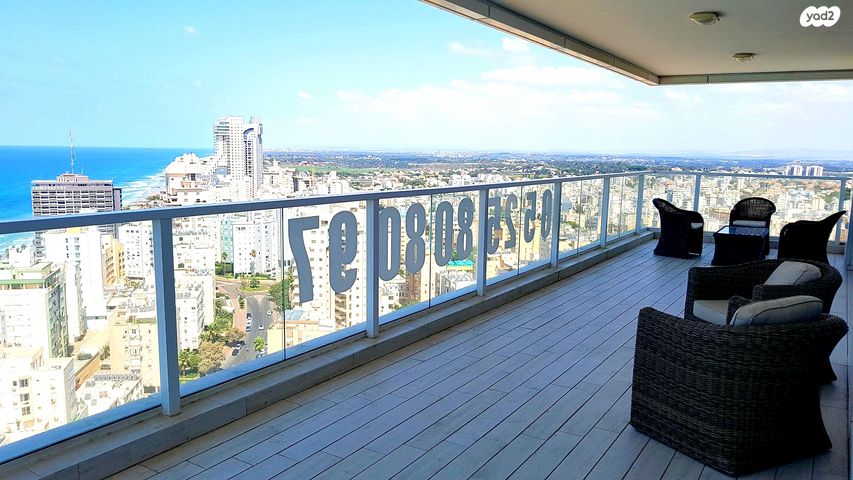 גג/ פנטהאוז, דוד המלך, צפון מערב מרכז העיר, נתניה