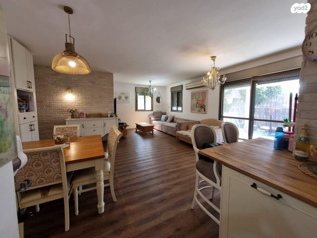 דירת גן, שוהם, הצבאית, כפר יונה