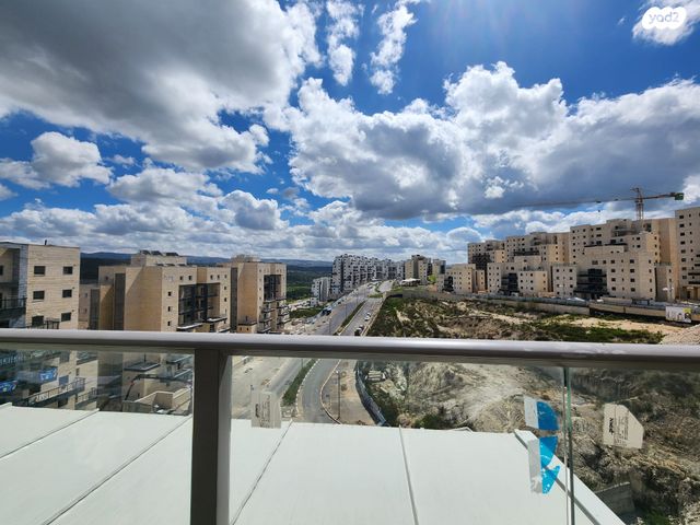 גג/ פנטהאוז, השלושה, נווה שמיר רמת בית שמש ה-1, בית שמש