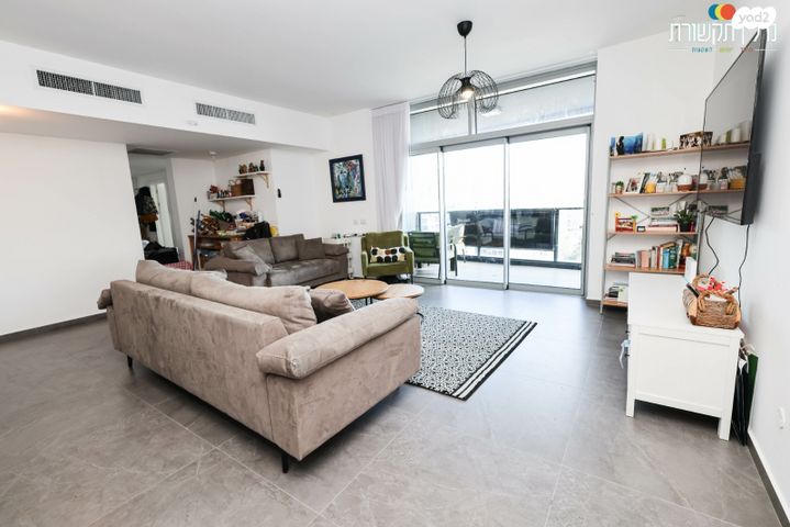 דירה, פלורנטין, תל אביב יפו