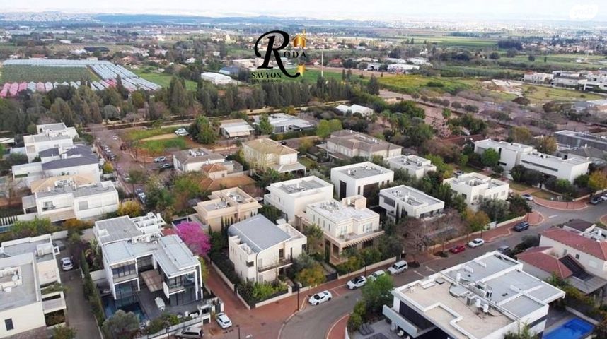 מגרשים, סביון