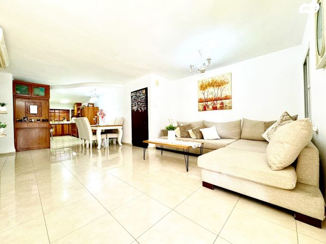 דירת גן, אתרוג, מרכז העיר, עפולה