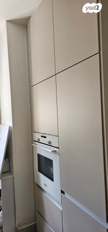 דירה, ז'בוטינסקי 8, עצמאות יוספטל, בת ים