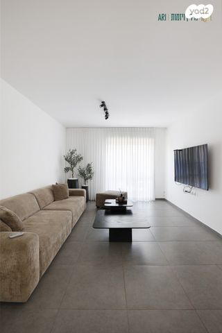 דירה, משה רבנו, אחיסמך, לוד