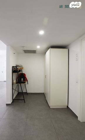 דירה, משה רבנו, אחיסמך, לוד