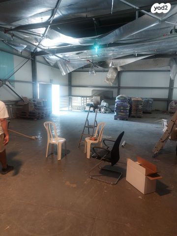 מבני תעשיה, מבוא חורון