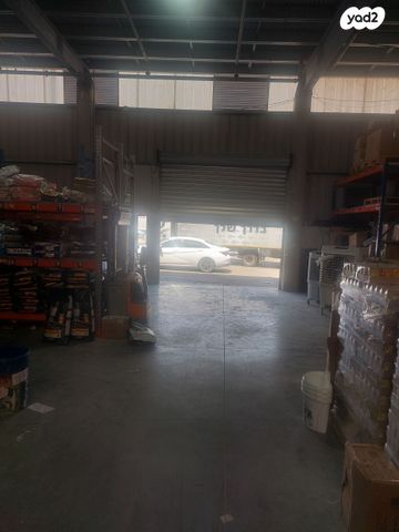 מבני תעשיה, מבוא חורון