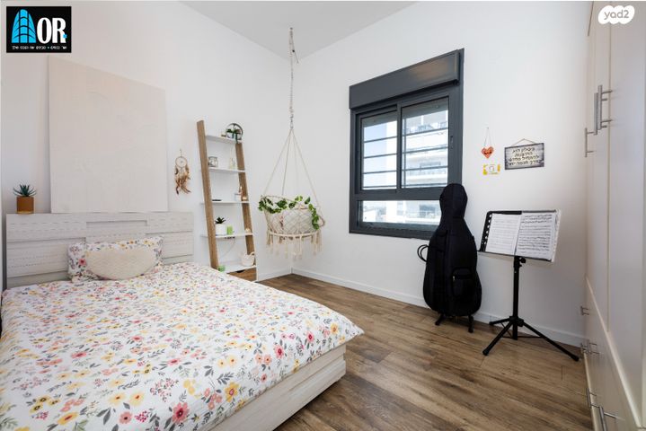 גג/ פנטהאוז, חיים חפר, הרקפות, ראשון לציון