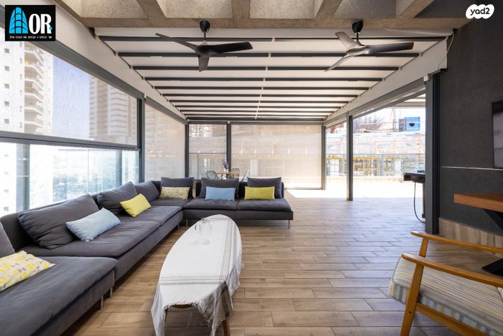 גג/ פנטהאוז, חיים חפר, הרקפות, ראשון לציון