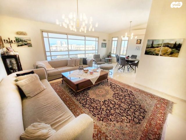 שדרות ירושלים 