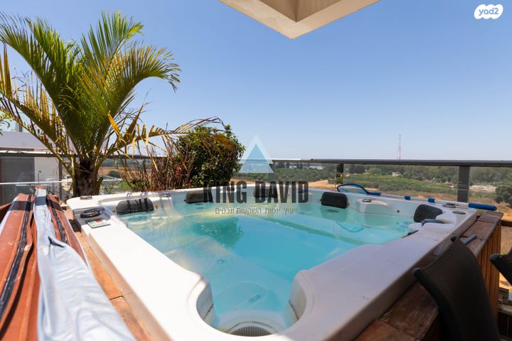 גג/ פנטהאוז, בנטל, גבעת אלונים, כפר יונה