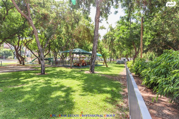 דירת גן, רמת החייל, תל אביב יפו