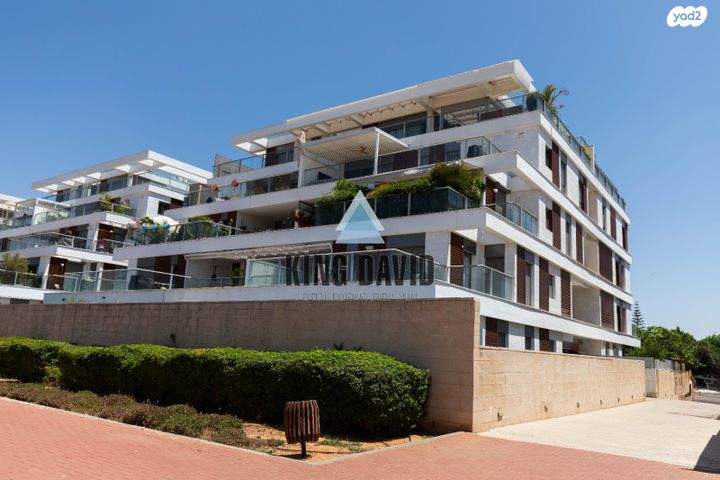 גג/ פנטהאוז, בנטל, גבעת אלונים, כפר יונה