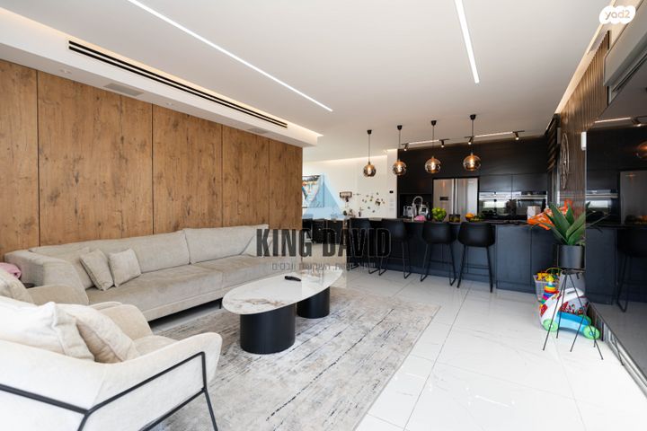 גג/ פנטהאוז, בנטל, גבעת אלונים, כפר יונה