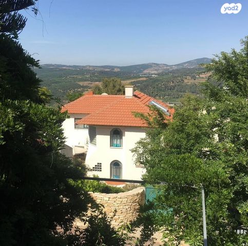 בית פרטי/ קוטג', כפר ורדים