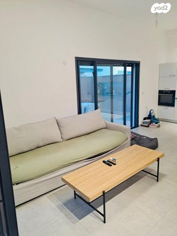 דירת גן, גרשום, נווה רם, שיכון מזרחי, רמת גן