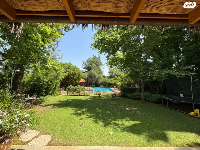 בית פרטי/ קוטג', סביון