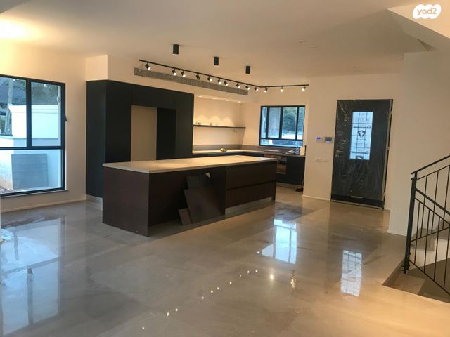 דו משפחתי, שאר העיר, הוד השרון