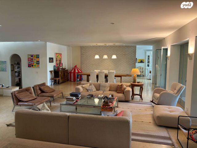 בית פרטי/ קוטג', סביון