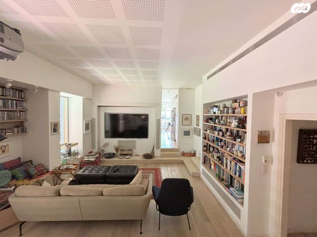 בית פרטי/ קוטג', סביון