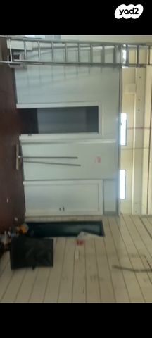 מבני תעשיה, מפעלי כנות