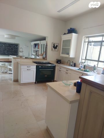 בית פרטי/ קוטג', נווה מגן, רמת השרון