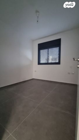 דירה, מעפילי אגוז 9, נווה חן, תל אביב יפו